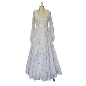 Gunne Sax | Dresses | Gunne Sax White Floral Maxi Dress Size S 7 ...